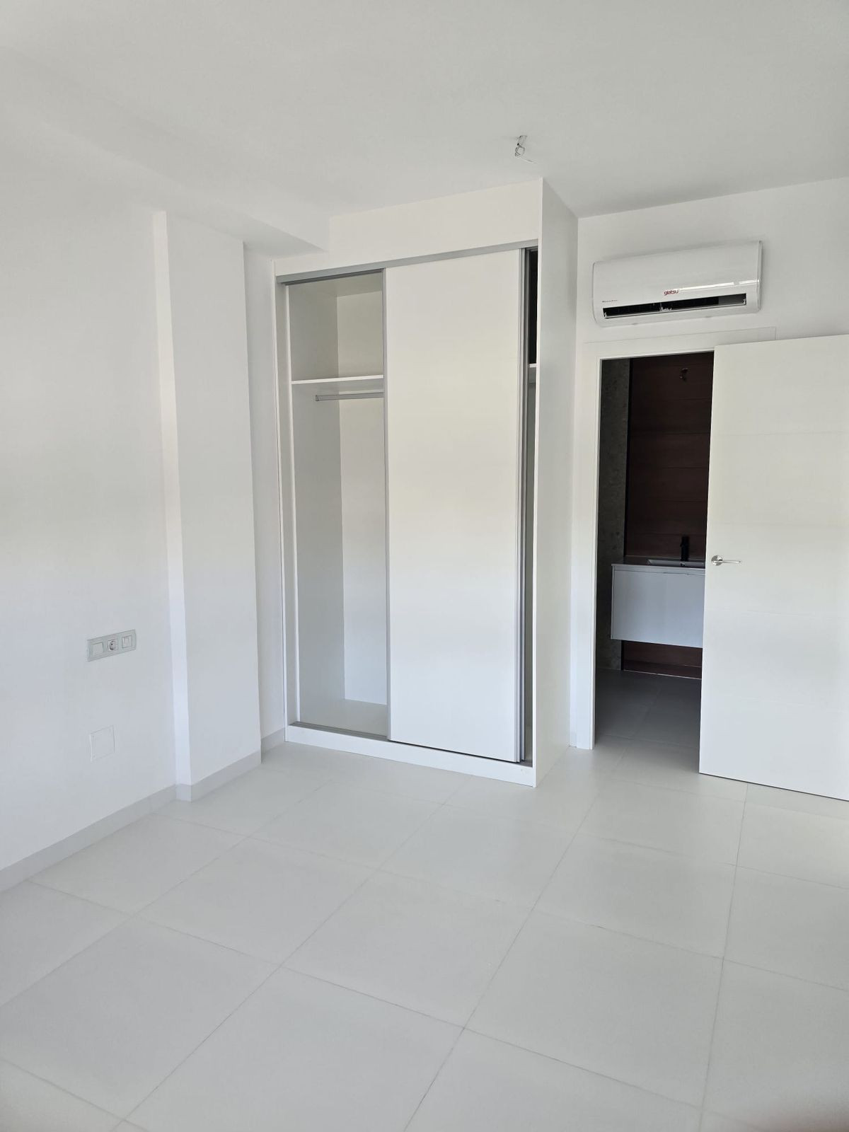 2 Bed Apartment for sale in San Miguel De Salinas Costa Blanca, Alicante, Spain