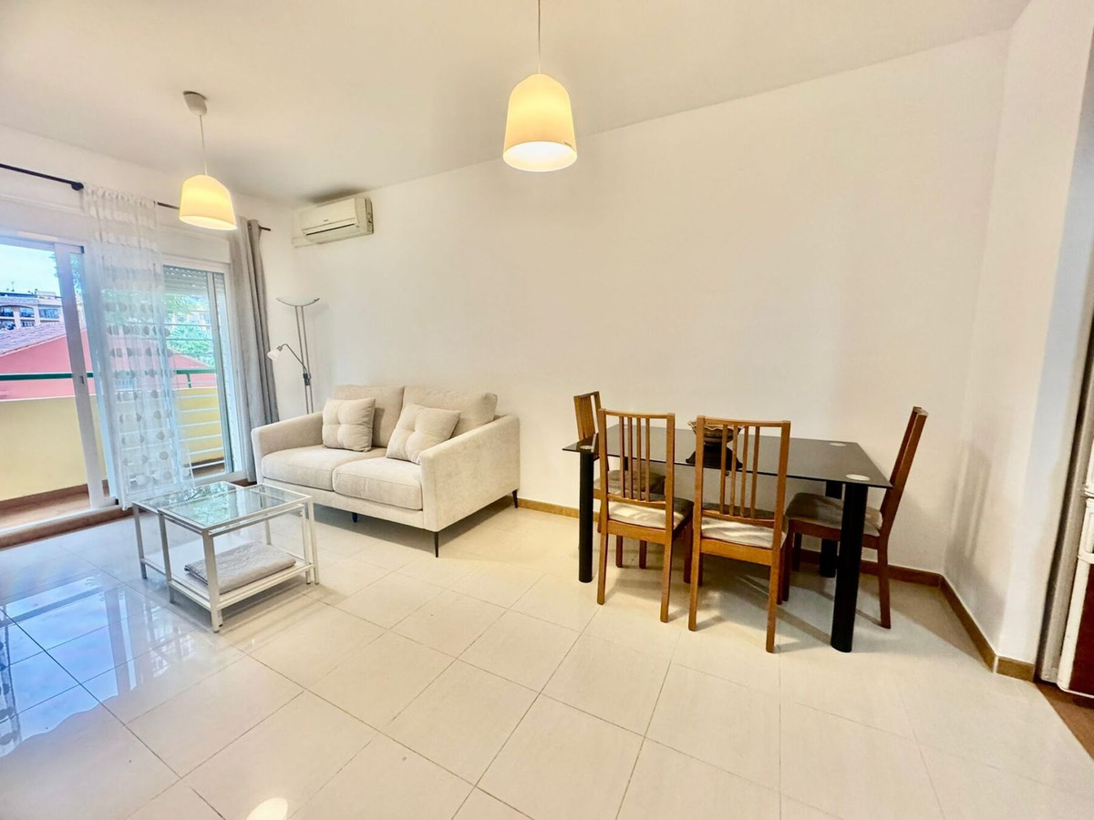 2 Bed Apartment for sale in Los Pacos Costa Del Sol, Málaga, Spain