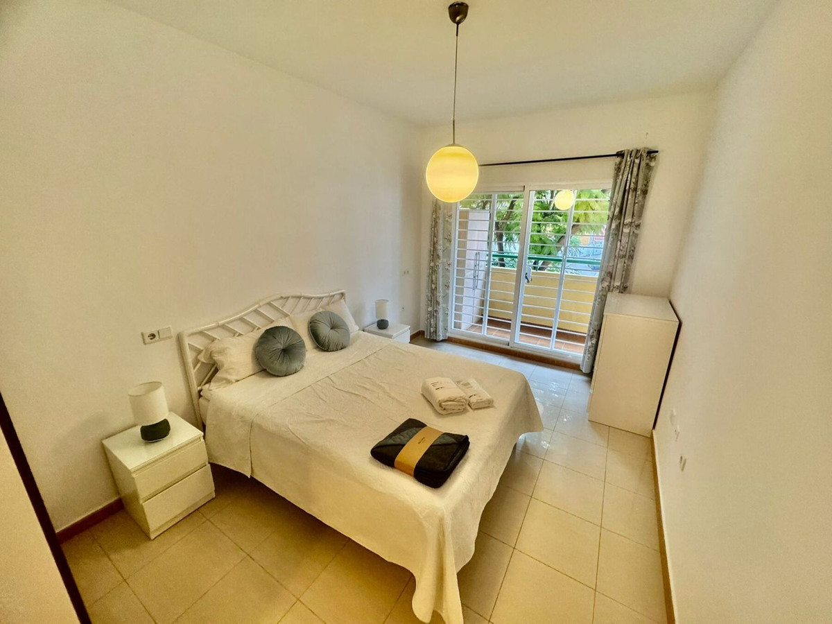 2 Bed Apartment for sale in Los Pacos Costa Del Sol, Málaga, Spain
