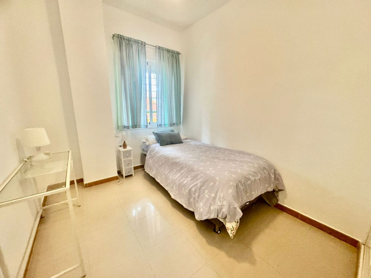 2 Bed Apartment for sale in Los Pacos Costa Del Sol, Málaga, Spain
