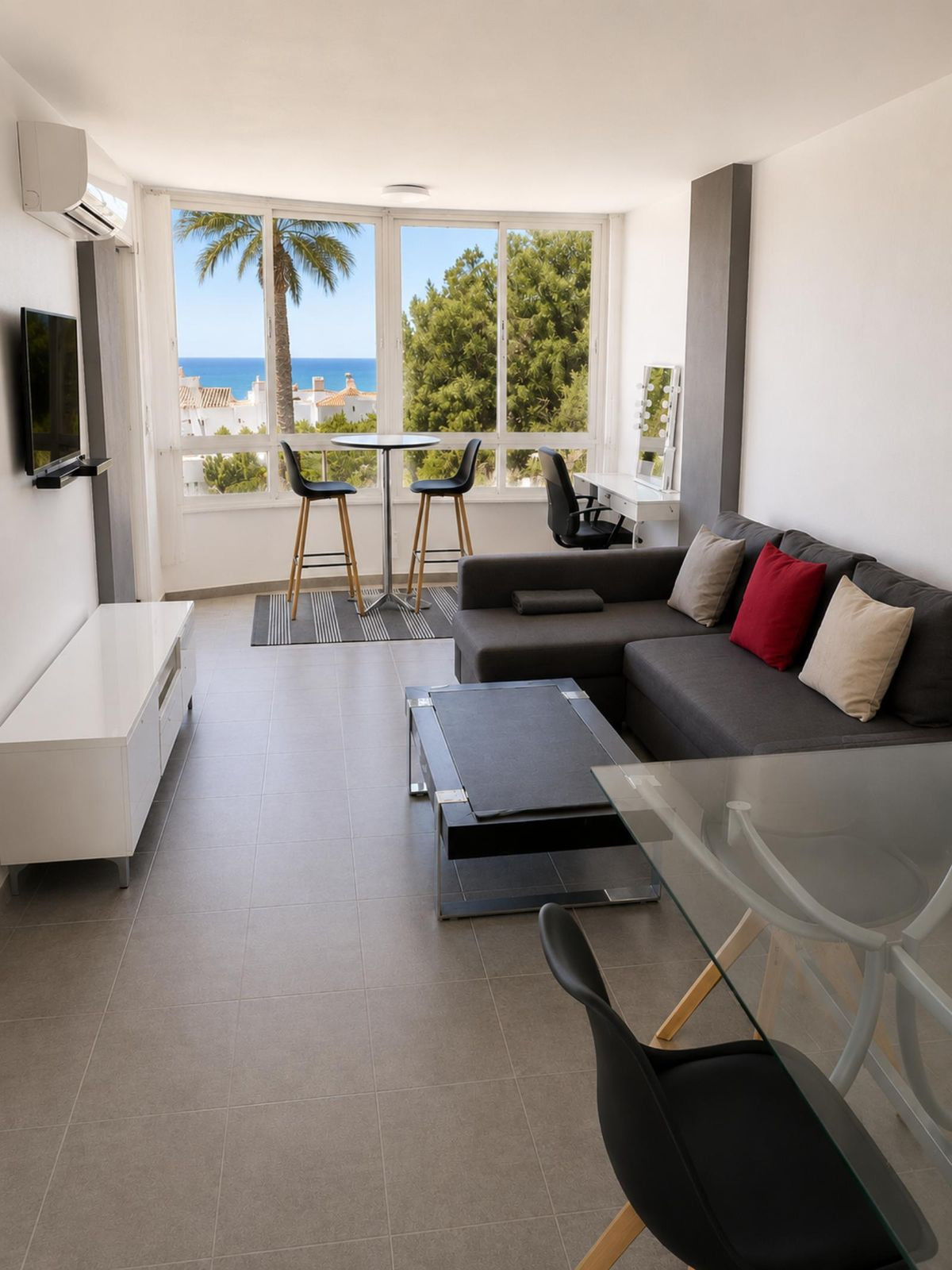 Se vende Apartamento Planta Media de 1 dormitorios en Costa Del Sol, Málaga, España