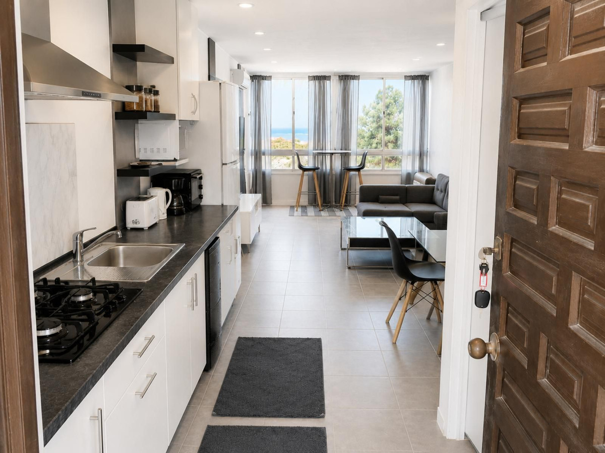 Se vende Apartamento Planta Media de 1 dormitorios en Costa Del Sol, Málaga, España