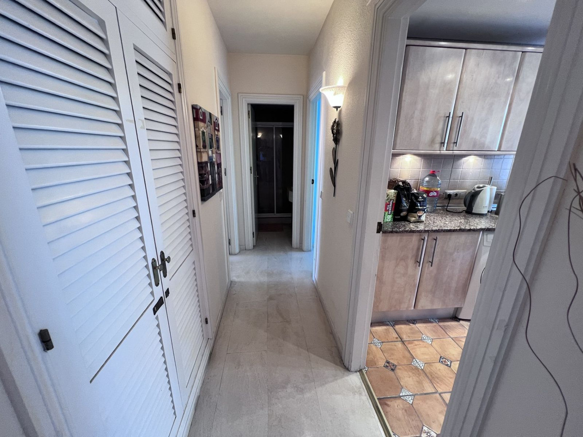 Se vende Apartamento en Planta Última de 2 dormitorios en Costa Del Sol, Málaga, España