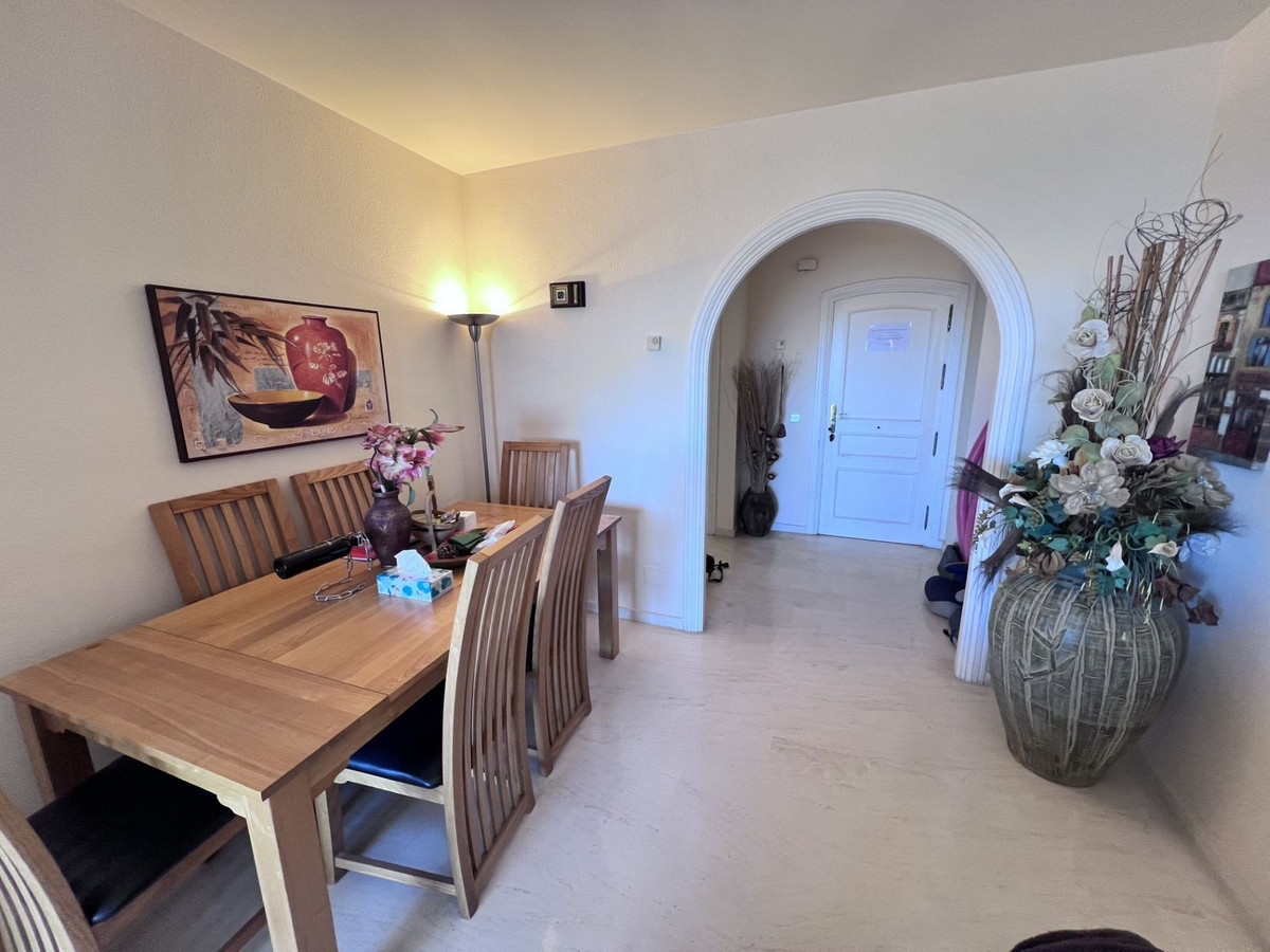Se vende Apartamento en Planta Última de 2 dormitorios en Costa Del Sol, Málaga, España