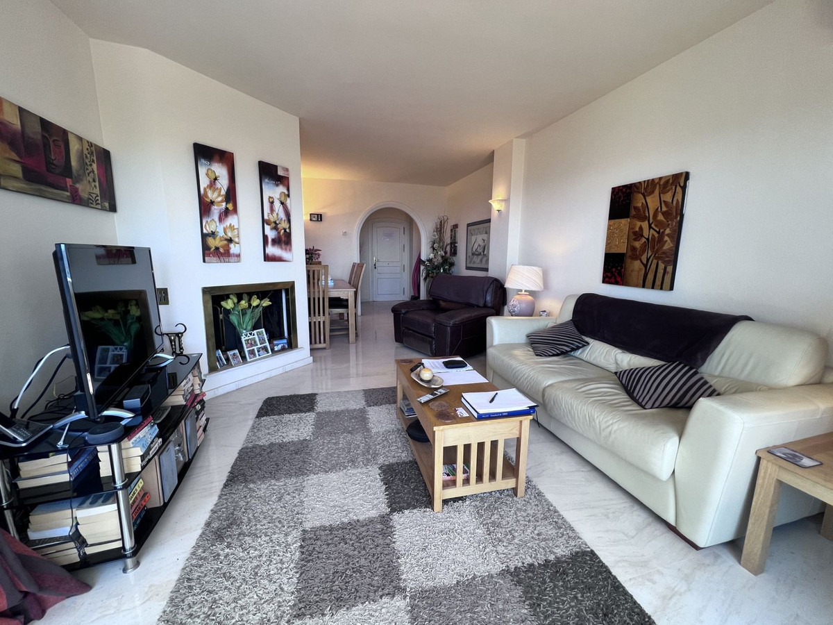 Se vende Apartamento en Planta Última de 2 dormitorios en Costa Del Sol, Málaga, España