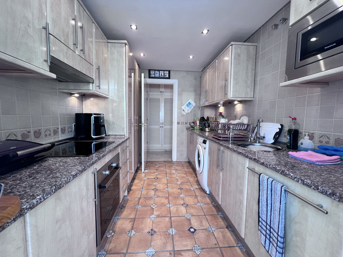 Se vende Apartamento en Planta Última de 2 dormitorios en Costa Del Sol, Málaga, España