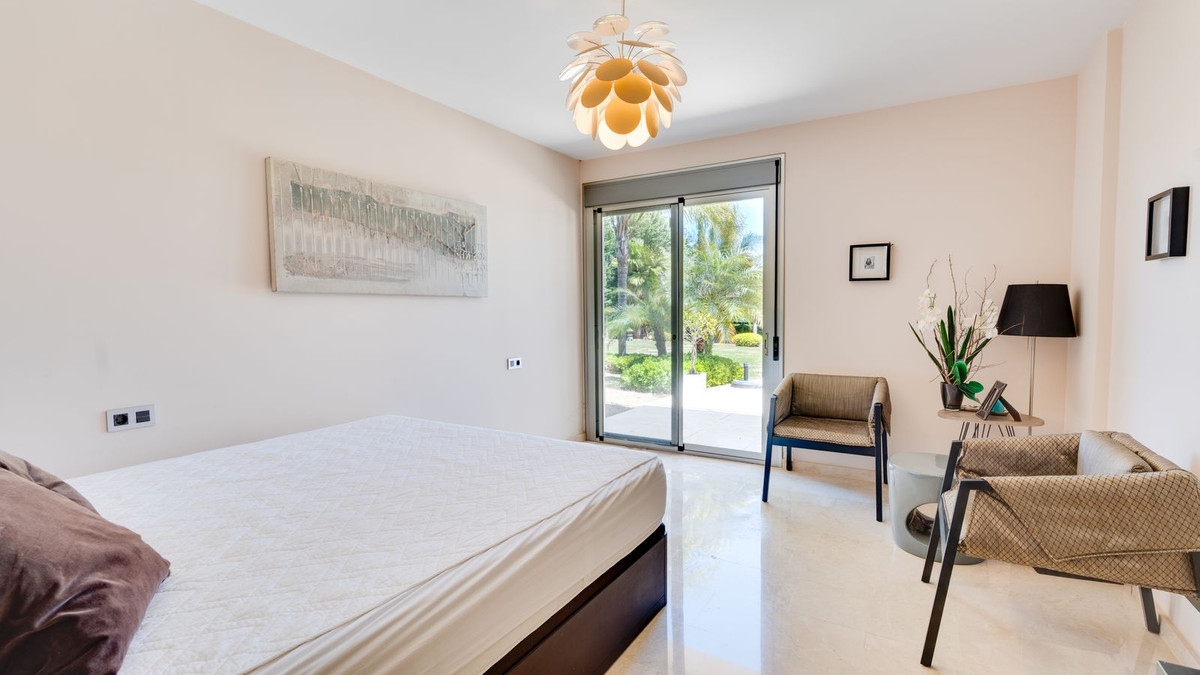 4 Bed Townhouse for sale in Calanova Golf Costa Del Sol, Málaga, Spain