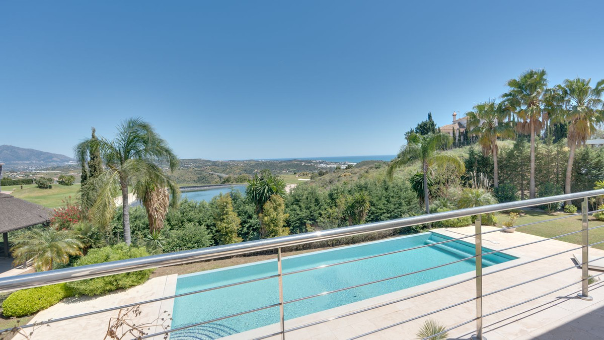 4 Bed Townhouse for sale in Calanova Golf Costa Del Sol, Málaga, Spain