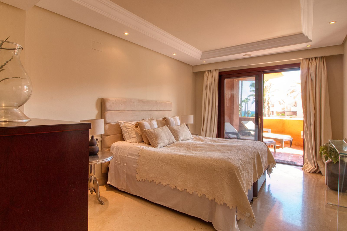 Se vende Apartamento Planta Media de 2 dormitorios en Costa Del Sol, Málaga, España