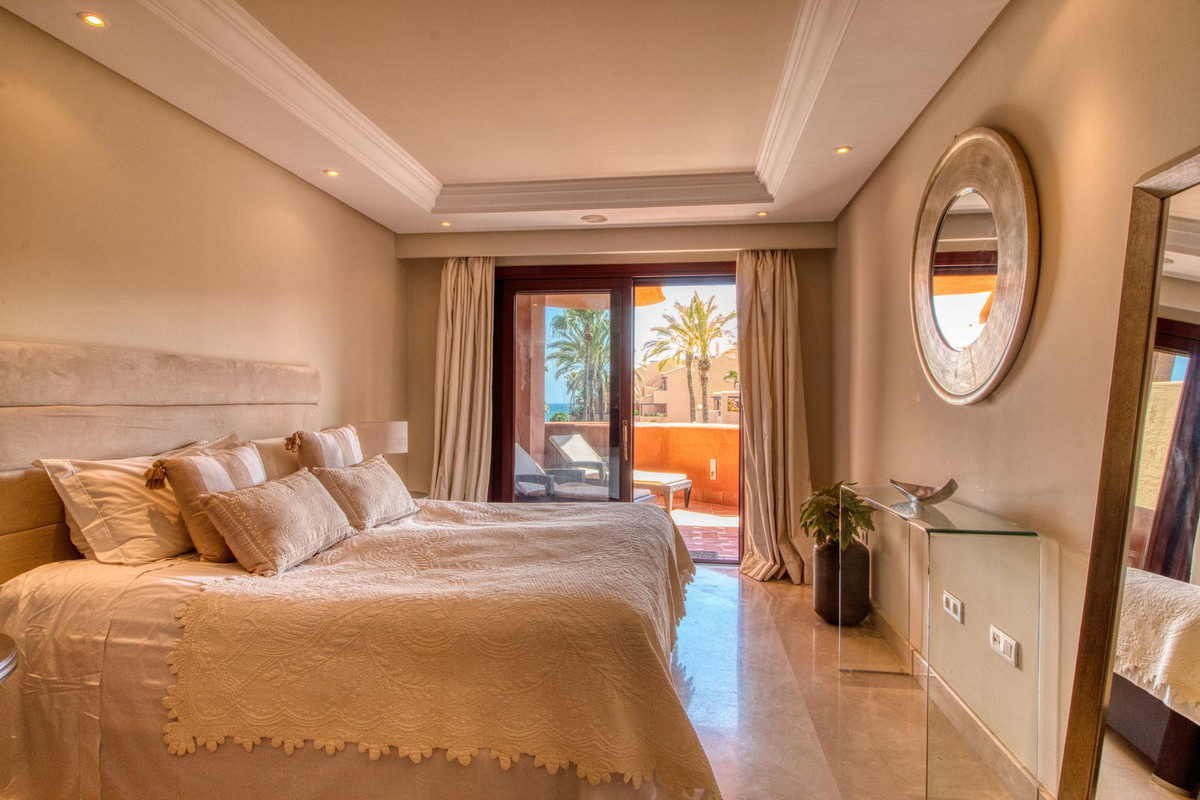 Se vende Apartamento Planta Media de 2 dormitorios en Costa Del Sol, Málaga, España