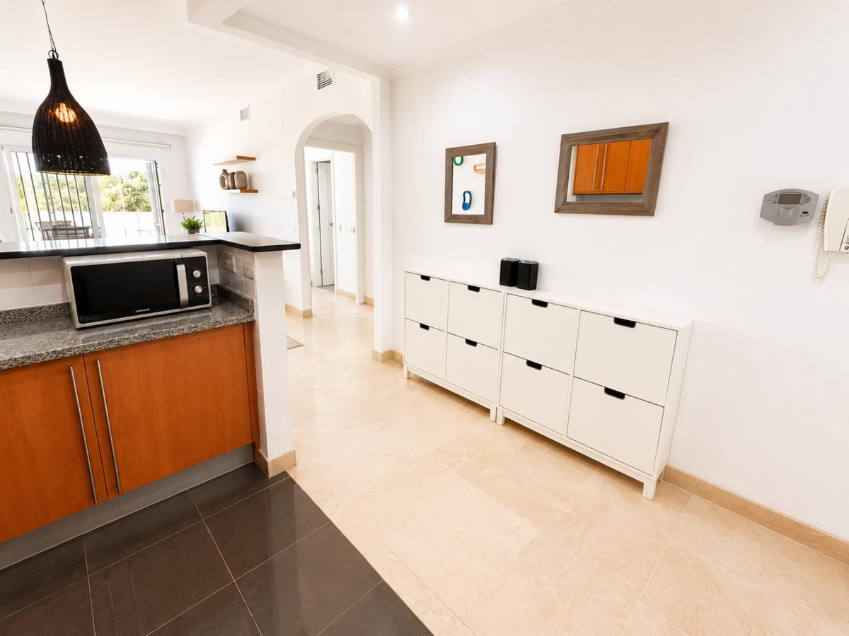 Se vende Apartamento Planta Baja de 2 dormitorios en Costa Del Sol, Málaga, España