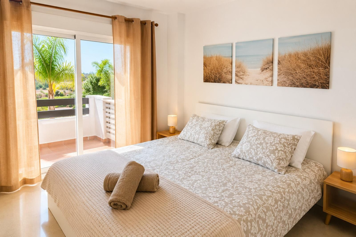 Se vende Apartamento Planta Baja de 2 dormitorios en Costa Del Sol, Málaga, España