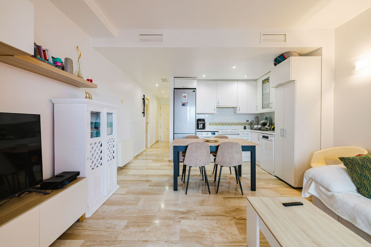 2 Bed Apartment for sale in Mijas Costa Del Sol, Málaga, Spain