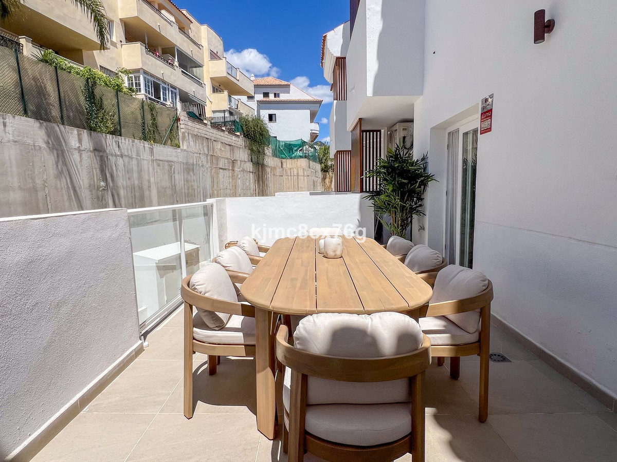 3 Bed Apartment for sale in Torreblanca Costa Del Sol, Málaga, Spain