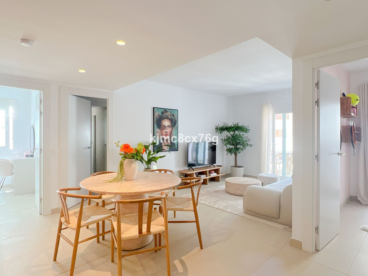 3 Bed Apartment for sale in Torreblanca Costa Del Sol, Málaga, Spain
