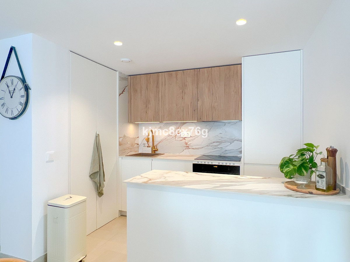 3 Bed Apartment for sale in Torreblanca Costa Del Sol, Málaga, Spain