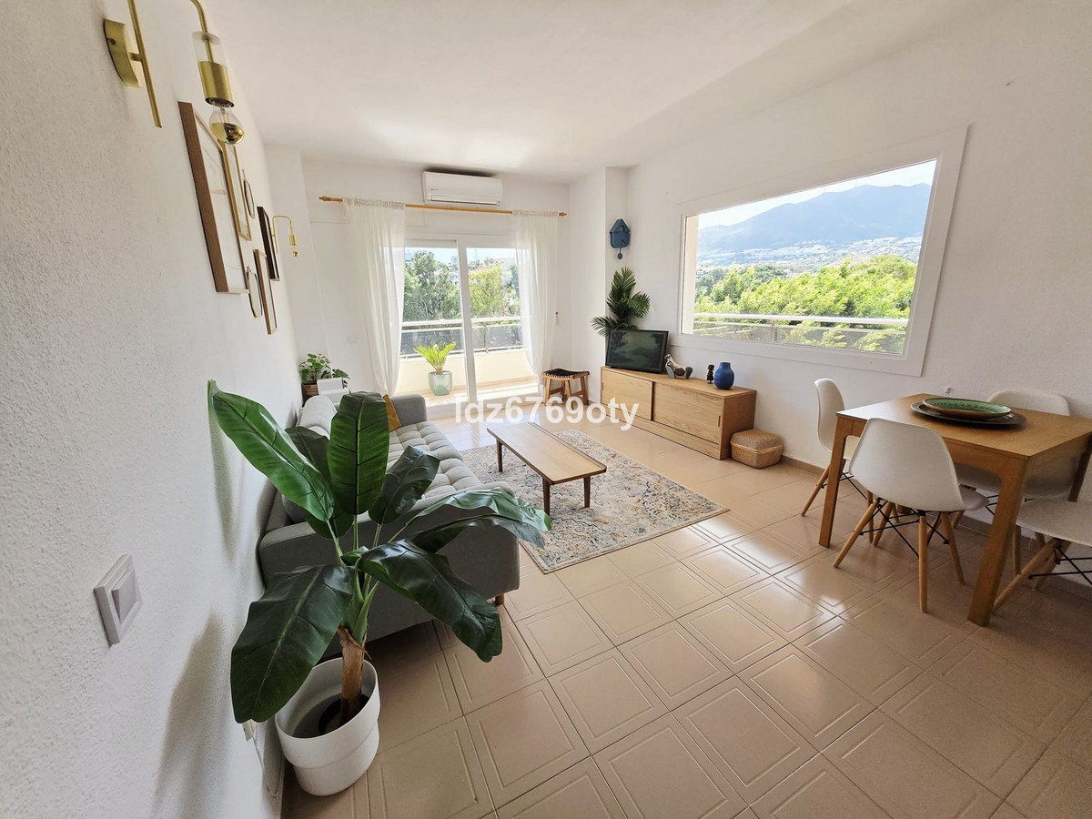 2 Bed Apartment for sale in Benalmadena Costa Costa Del Sol, Málaga, Spain