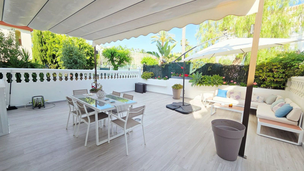 3 Bed Townhouse for sale in The Golden Mile Costa Del Sol, Málaga, Spain