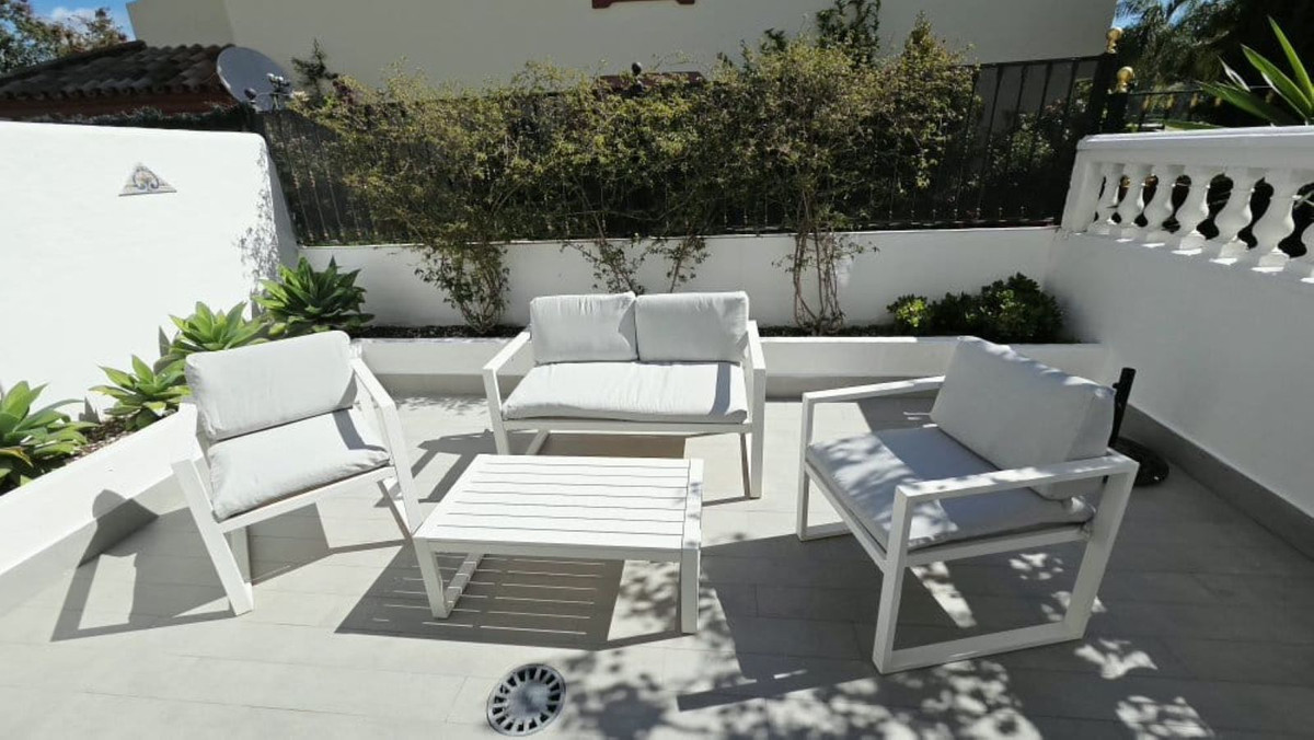 3 Bed Townhouse for sale in The Golden Mile Costa Del Sol, Málaga, Spain