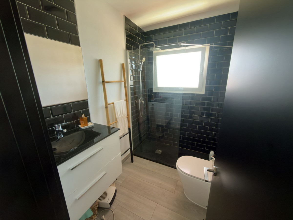 Se vende Adosada de 2 dormitorios en Costa Del Sol, Málaga, España