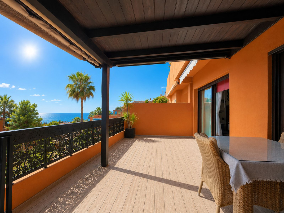 Se vende Apartamento Planta Media de 2 dormitorios en Costa Del Sol, Málaga, España