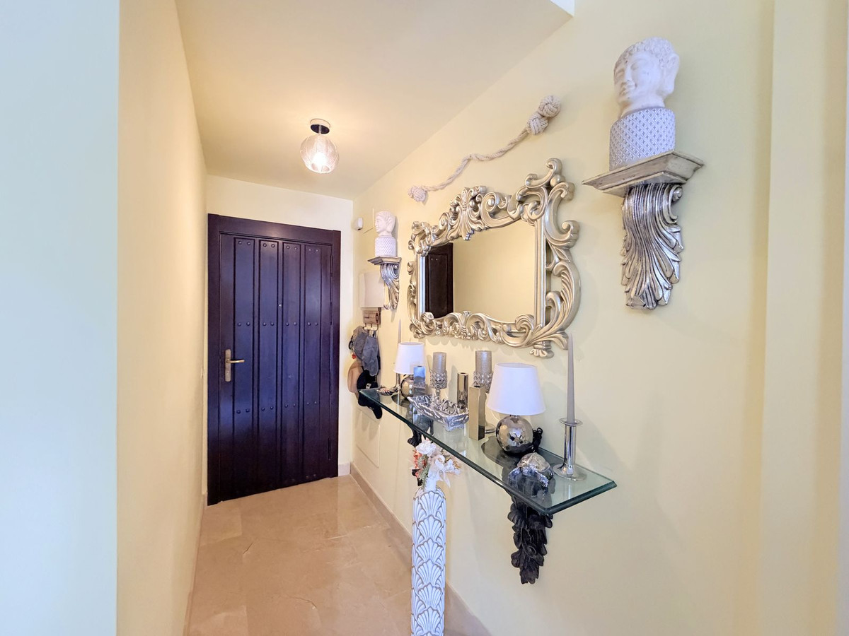 Se vende Apartamento Planta Media de 2 dormitorios en Costa Del Sol, Málaga, España