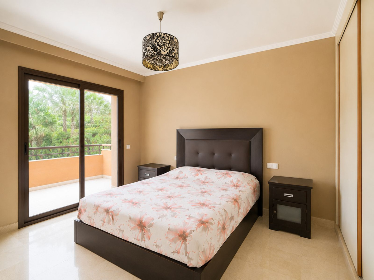 Se vende Apartamento Planta Media de 2 dormitorios en Costa Del Sol, Málaga, España