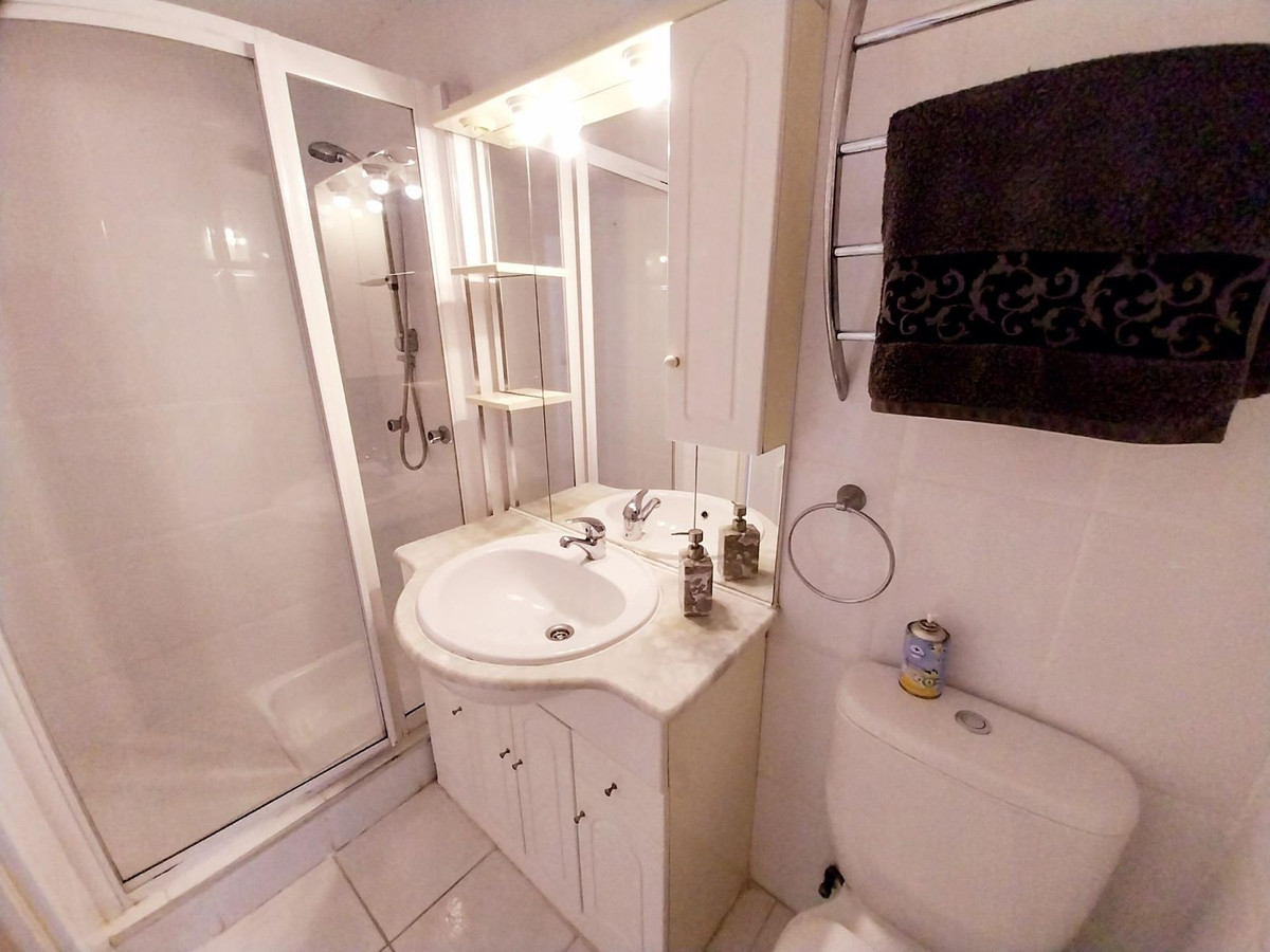Se vende Adosada de 4 dormitorios en Costa Del Sol, Málaga, España