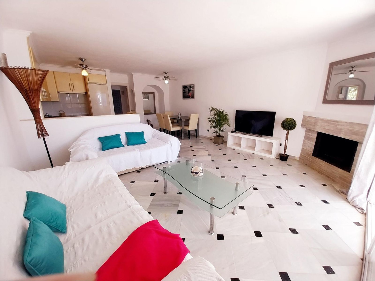Se vende Adosada de 4 dormitorios en Costa Del Sol, Málaga, España