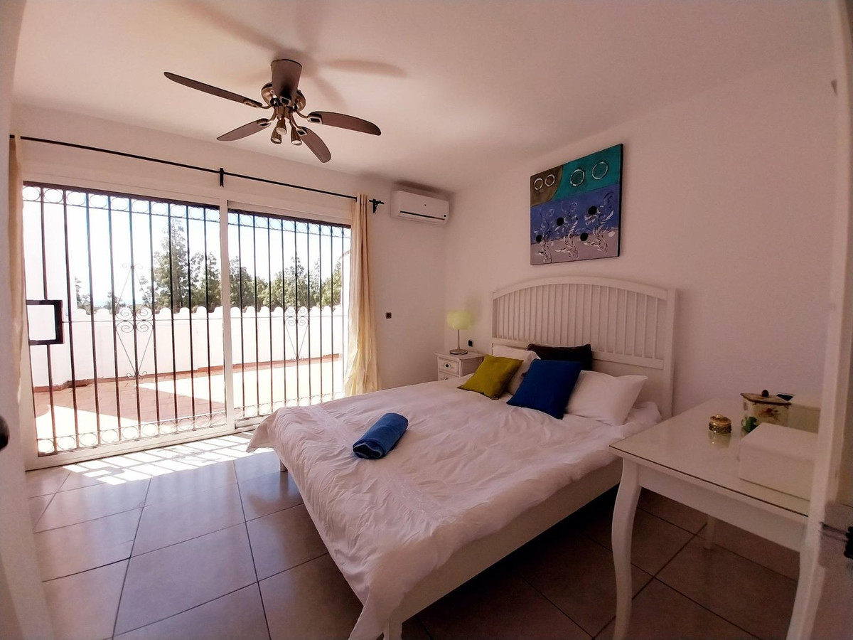 Se vende Adosada de 4 dormitorios en Costa Del Sol, Málaga, España