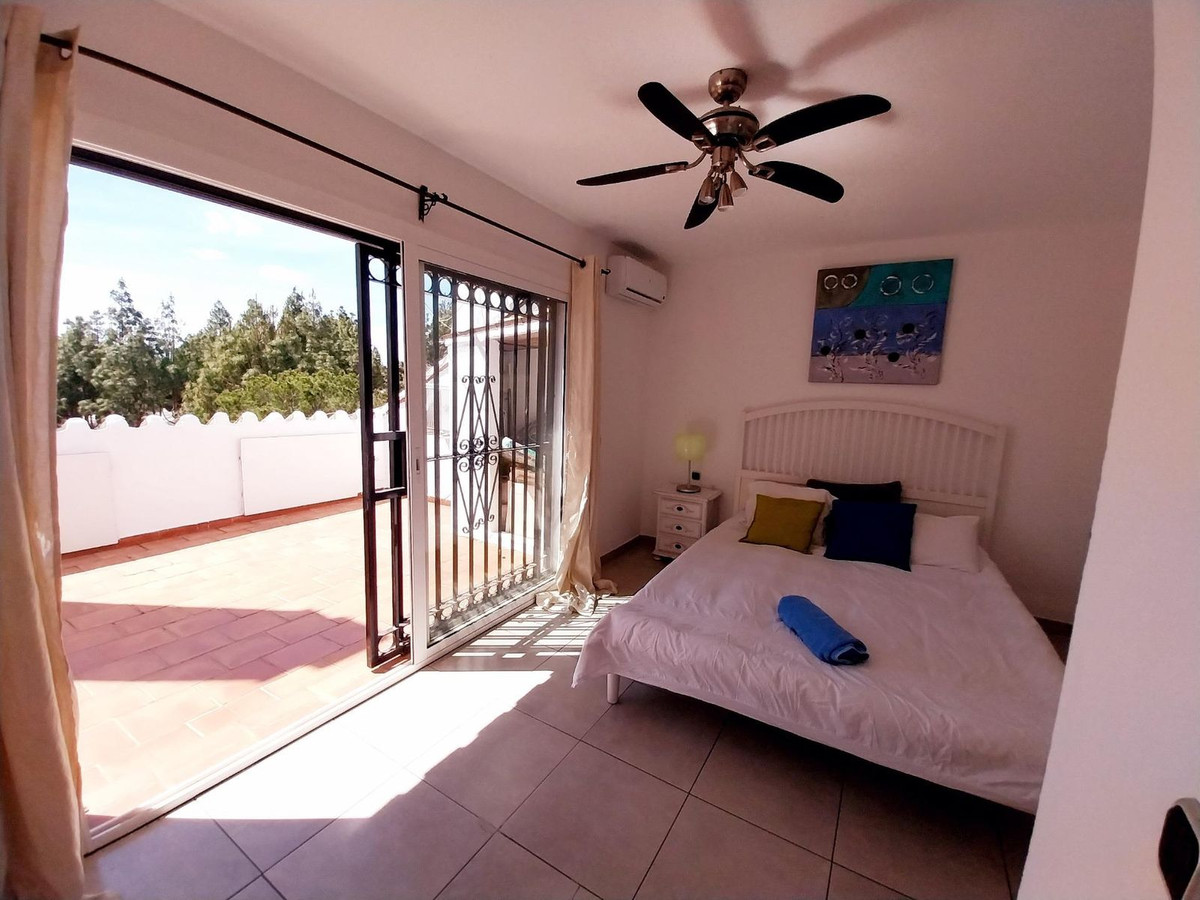 Se vende Adosada de 4 dormitorios en Costa Del Sol, Málaga, España