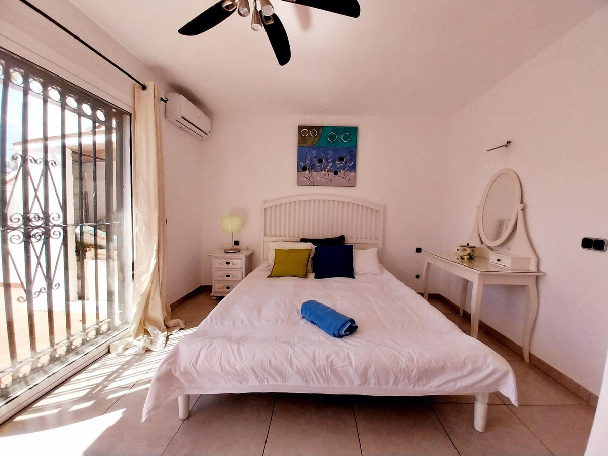 Se vende Adosada de 4 dormitorios en Costa Del Sol, Málaga, España