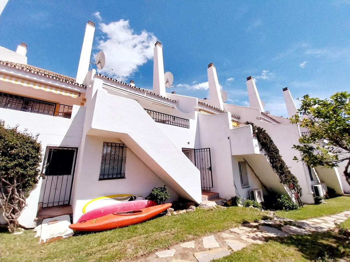 Se vende Adosada de 4 dormitorios en Costa Del Sol, Málaga, España