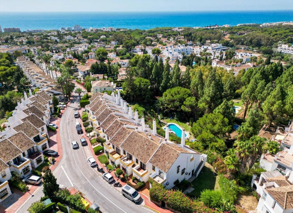 Se vende Adosada de 4 dormitorios en Costa Del Sol, Málaga, España