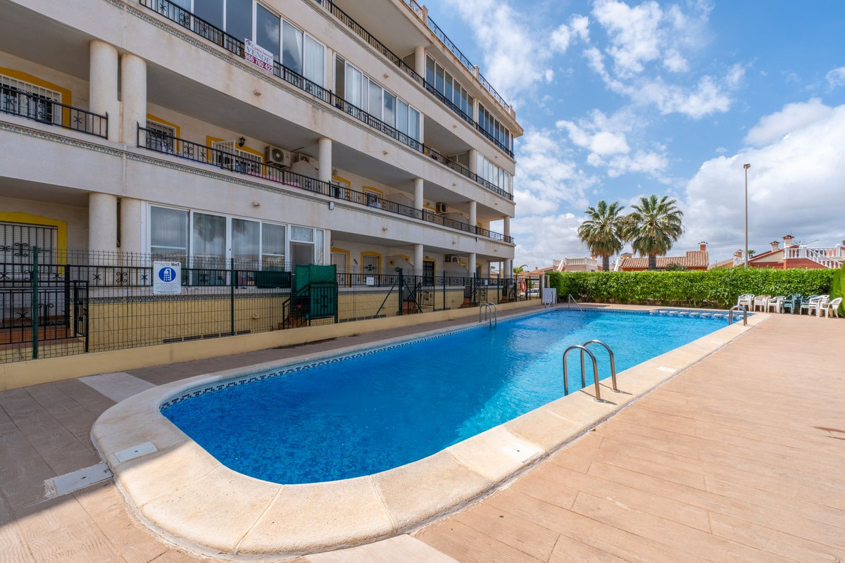 2 Bed Apartment for sale in Playa Flamenca Costa Blanca, Alicante, Spain