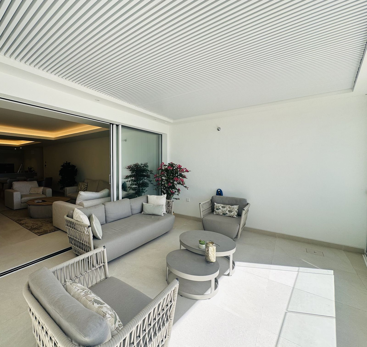 3 Bed Apartment for sale in Estepona Costa Del Sol, Málaga, Spain