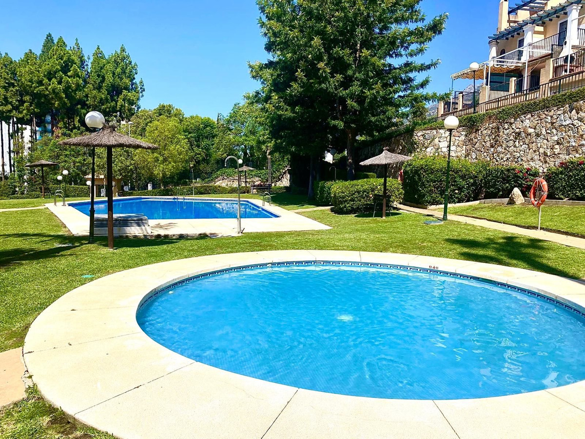 4 Bed Townhouse for sale in Marbella Costa Del Sol, Málaga, Spain