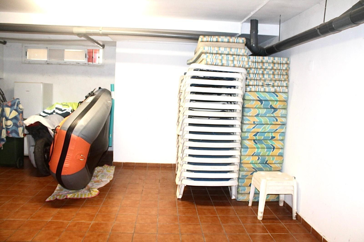 4 Bed Townhouse for sale in Marbella Costa Del Sol, Málaga, Spain