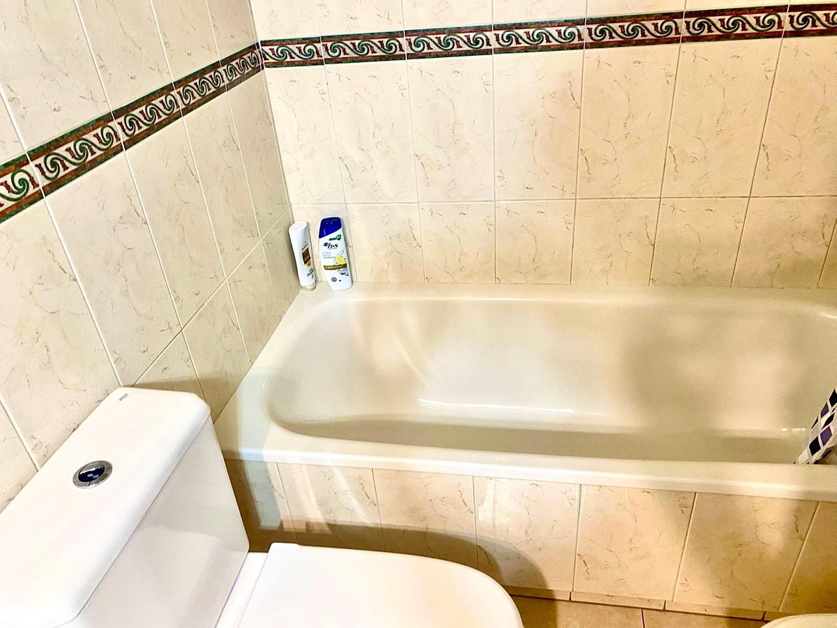 4 Bed Townhouse for sale in Marbella Costa Del Sol, Málaga, Spain
