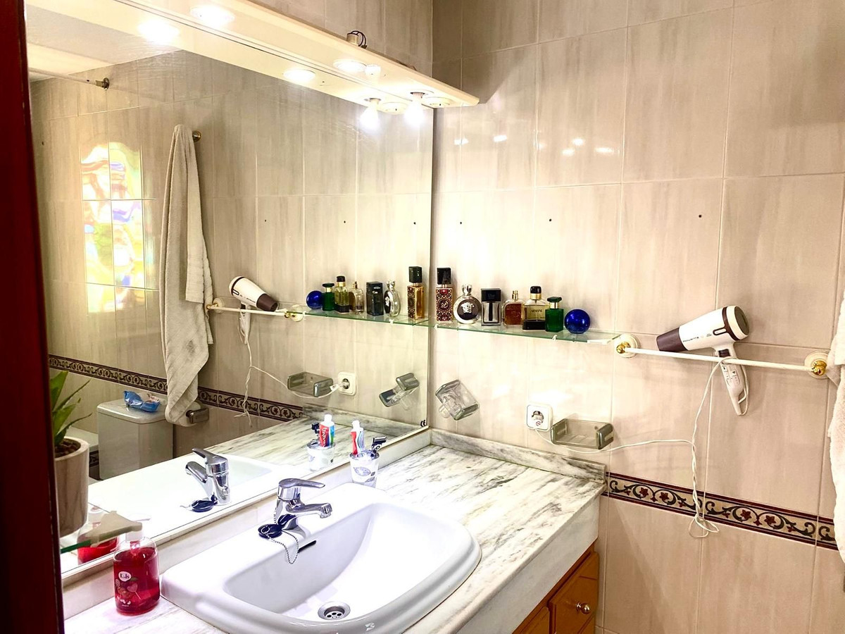 4 Bed Townhouse for sale in Marbella Costa Del Sol, Málaga, Spain