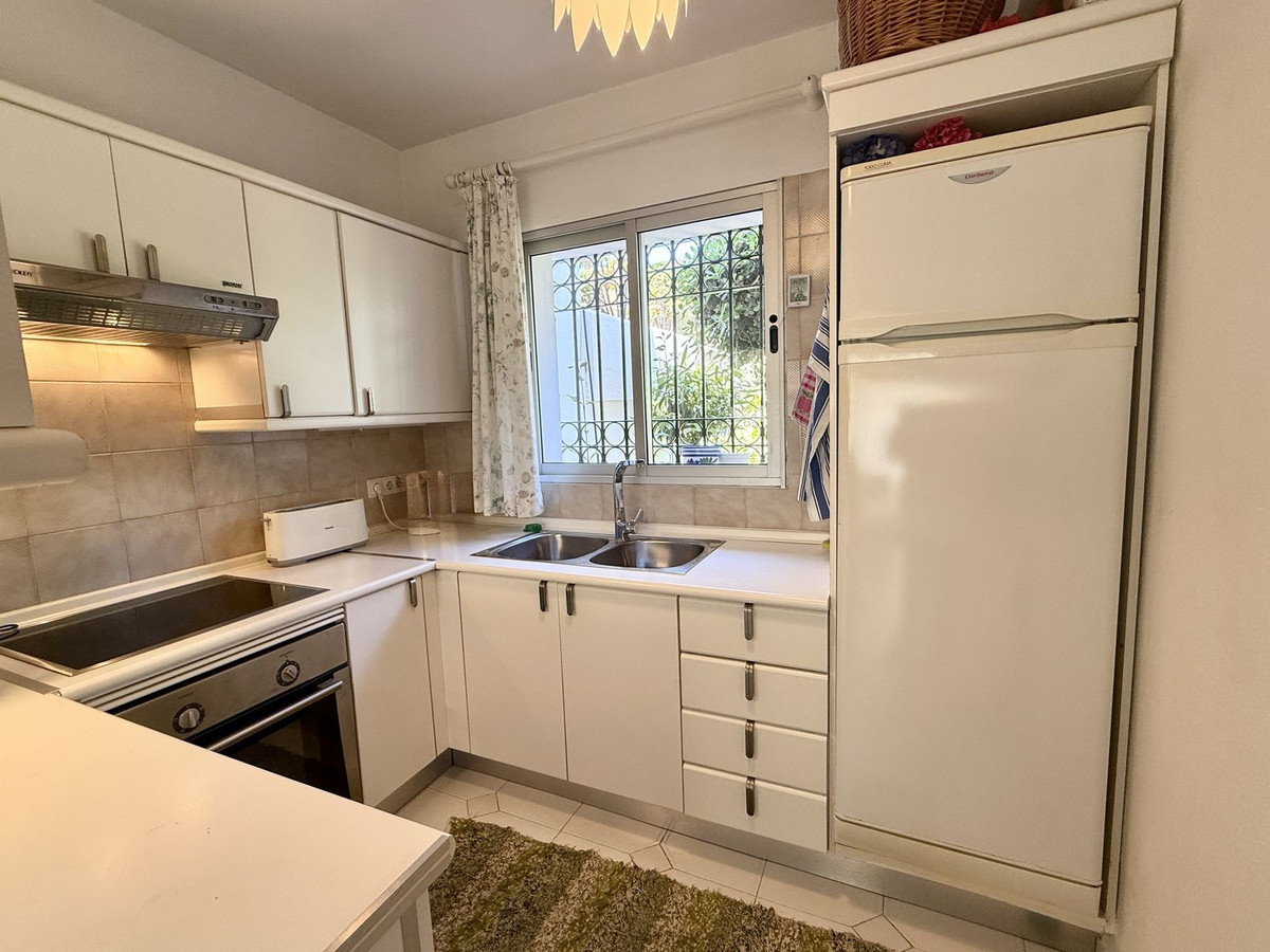 Se vende Apartamento Planta Baja de 2 dormitorios en Costa Del Sol, Málaga, España