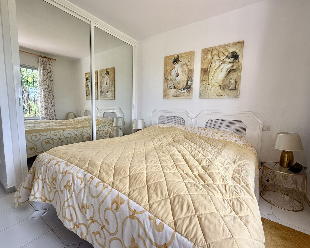 Se vende Apartamento Planta Baja de 2 dormitorios en Costa Del Sol, Málaga, España