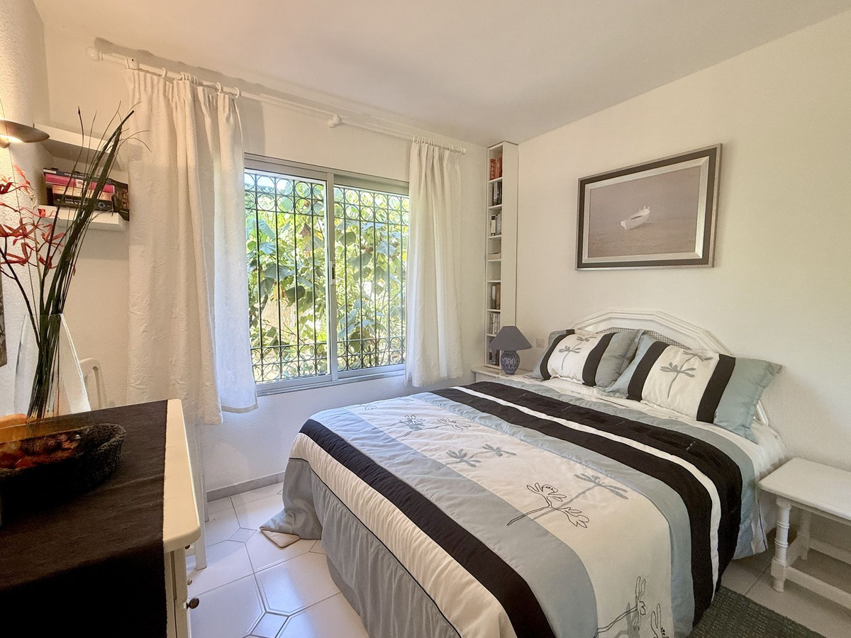 Se vende Apartamento Planta Baja de 2 dormitorios en Costa Del Sol, Málaga, España