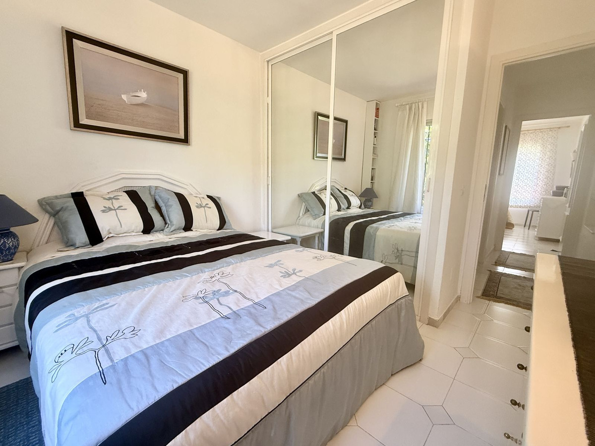 Se vende Apartamento Planta Baja de 2 dormitorios en Costa Del Sol, Málaga, España