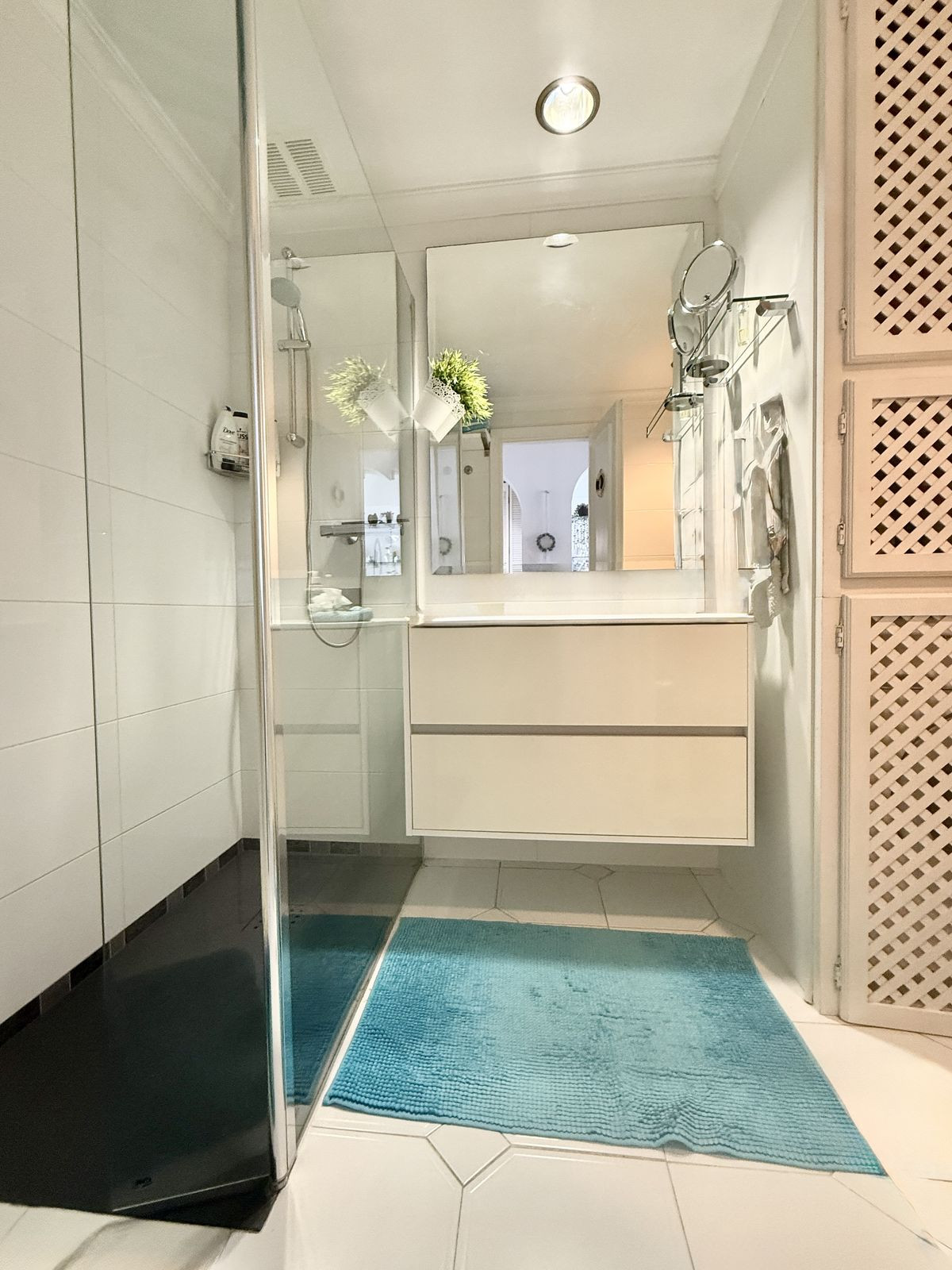 Se vende Apartamento Planta Baja de 2 dormitorios en Costa Del Sol, Málaga, España