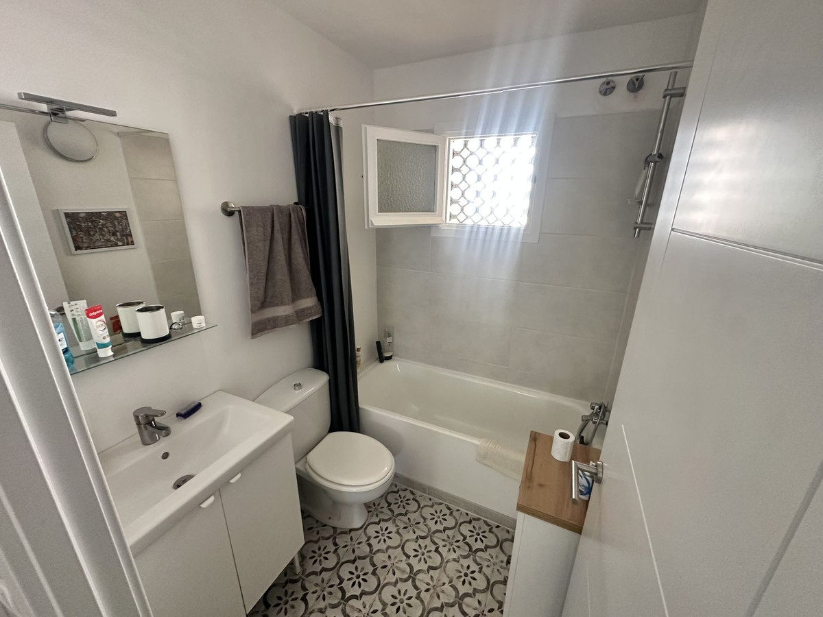 2 Bed Townhouse for sale in Calahonda Costa Del Sol, Málaga, Spain