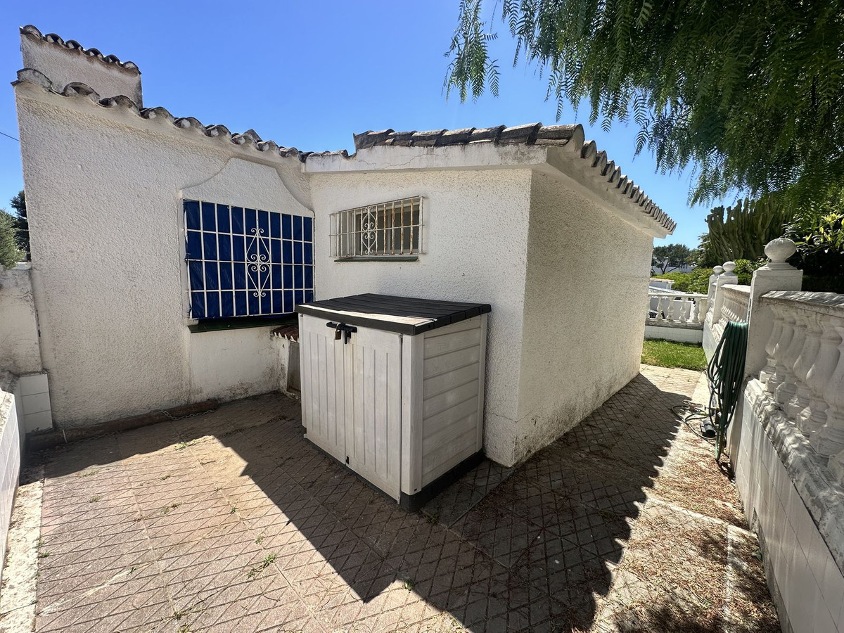 2 Bed Townhouse for sale in Calahonda Costa Del Sol, Málaga, Spain