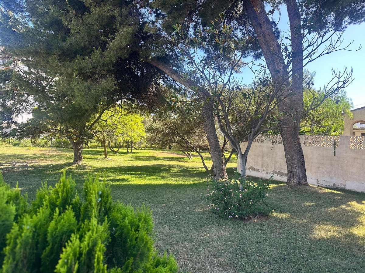 2 Bed Townhouse for sale in Calahonda Costa Del Sol, Málaga, Spain
