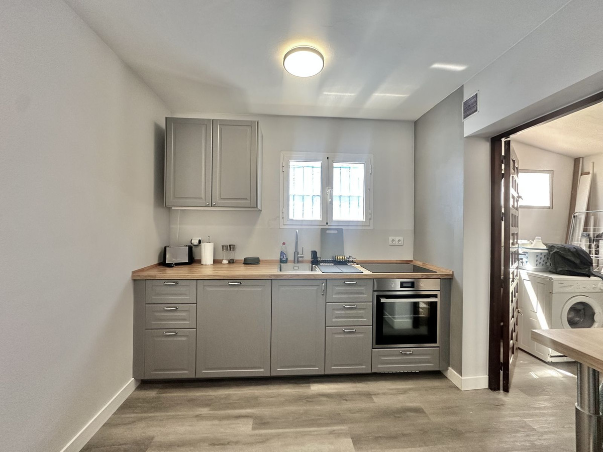 2 Bed Townhouse for sale in Calahonda Costa Del Sol, Málaga, Spain
