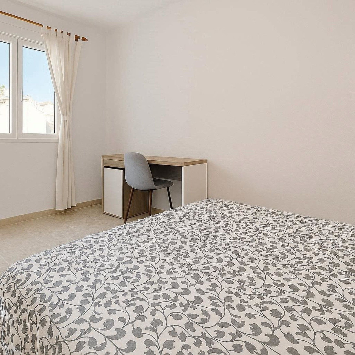 Se vende Apartamento Planta Media de 2 dormitorios en Costa Del Sol, Málaga, España